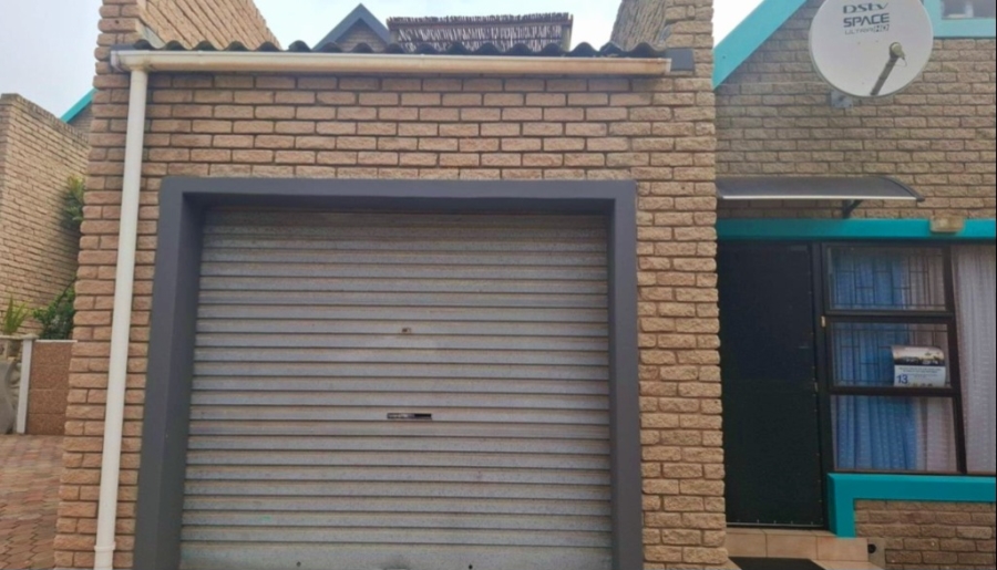 3 Bedroom Property for Sale in Heiderand Western Cape